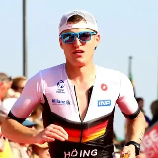 Porträt von Jan Höing im Trikot der deutschen Nationalmannschaft